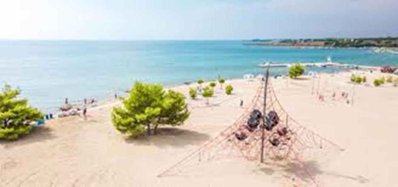 Room Mare Ζαντάρ Εξωτερικό φωτογραφία